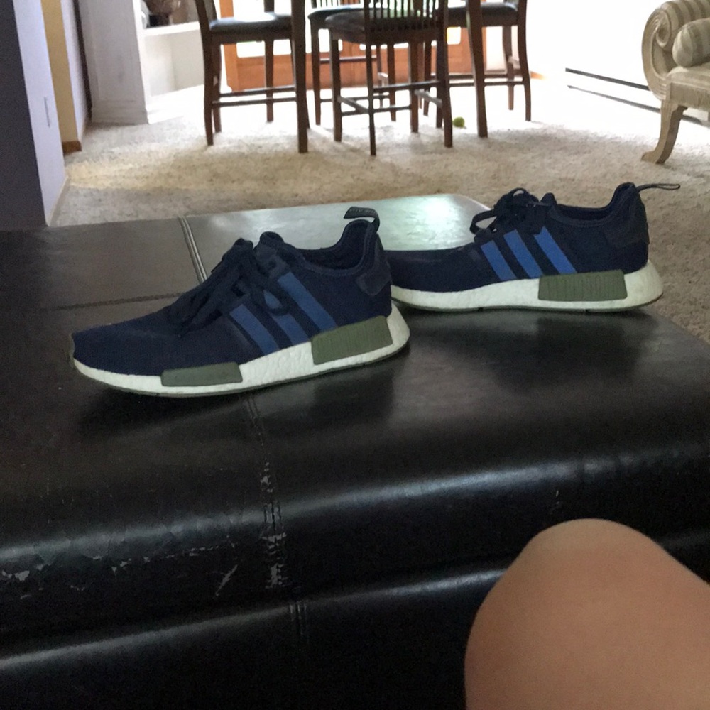 Adidas nmds men’s size 11 color blue and green